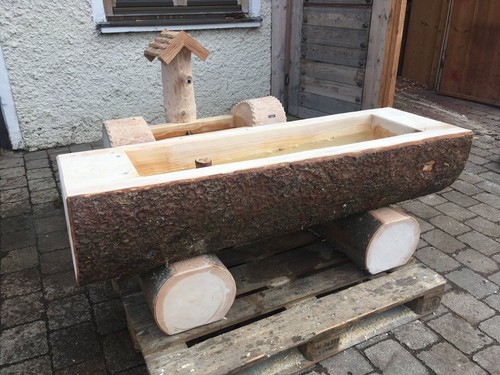 Holzbrunnen Wendelstein Wassertrog mit Rinde Garten Blumen 150 cm x ca. 43 cm - Bild 5 von 11