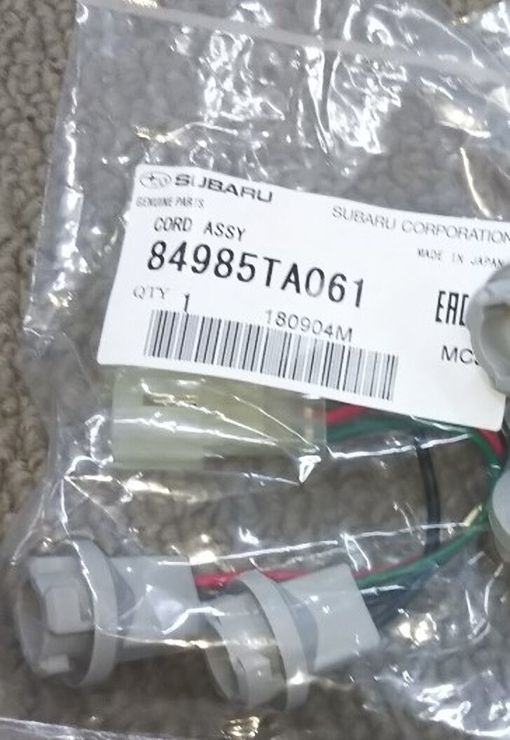 Subaru Genuine OEM 84985TA061 Corner Marker Turn Signal