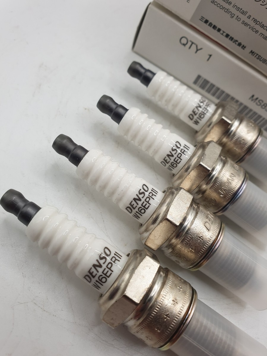 Mitsubishi Pajero Shogun Colt Spark Plugs Set Of Four