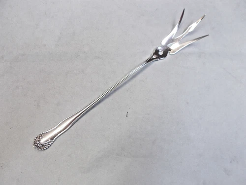 STERLING SILVER LANCASTER LETTUCE FORK-RARE ORNATE 1897 GORHAM FINEST FLORAL