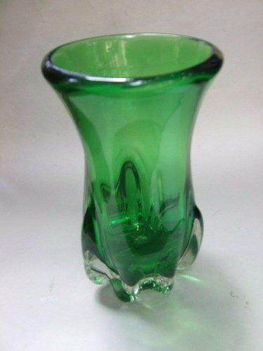 Jarrón vintage de vidrio artístico de Murano con estuche verde pesado de los años 50 estudio de mediados de siglo - Imagen 12 de 12
