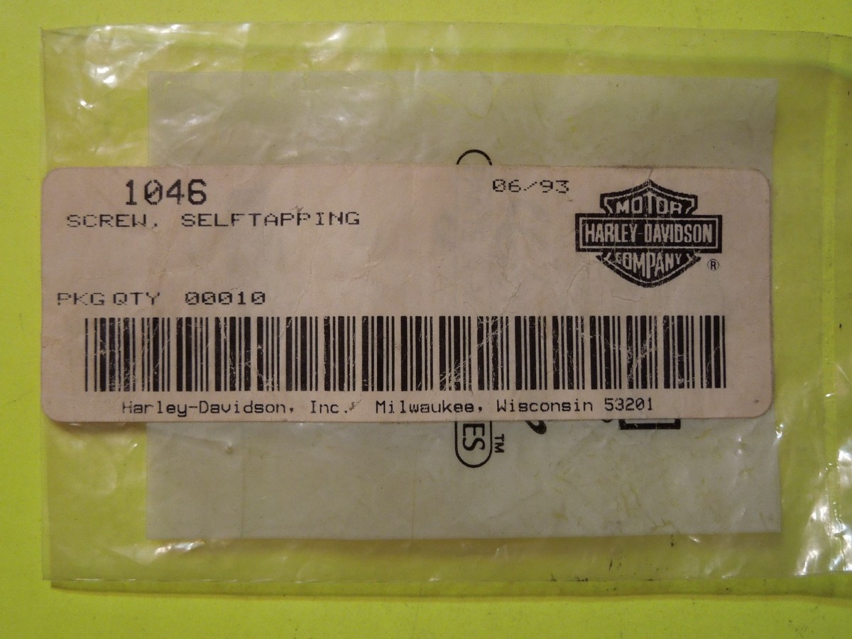 1 NOS OEM Harley Davidson 8-32 x 5/16