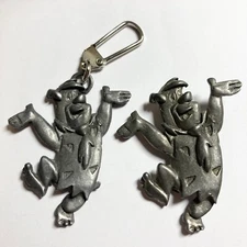 Vintage Fred Flintstone Pin Zipper Pull Set Warner Bros Purse Backpack Charm