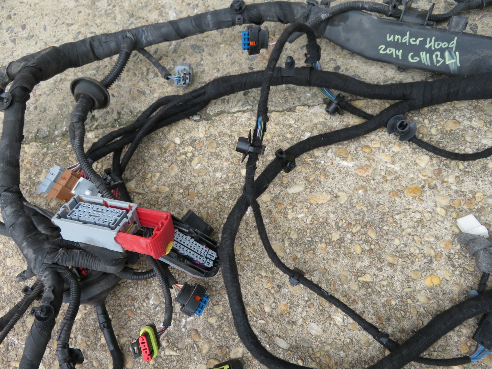 2014-2017 MASERATI GHIBLI UNDER HOOD ENGINE WIRE WIRING HARNESS W/ FUSE BOX OEM
