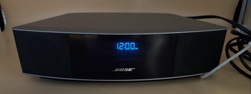 Bose Wave Radio IV Model 417788-WR Music System AM/FM Aux With Remote WORKING - Picture 7 of 8