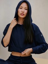 ALO Yoga Muse Hoodie Cropped Sweatshirt in Ribbed Knit Navy Size M