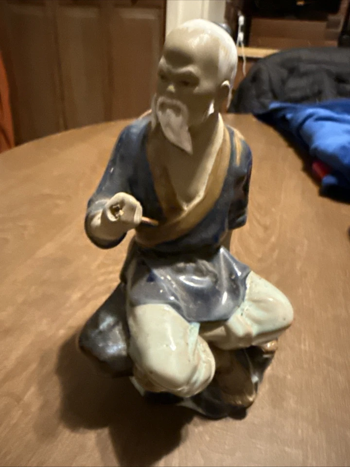 Antigua estatuilla china de pescador Sheehan Mudman pintada a mano de colección Foto 2 de 4
