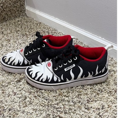 Heelys Pro Prints Black White Flame Roller Shoes Kids Youth Size 4 HE101037H