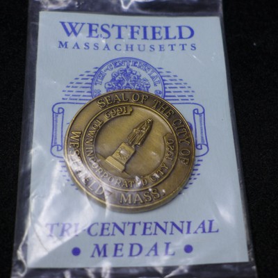 WESTFIELD MASS VINTAGE 1969 TRI-CENTENNIAL SEAL OF CITY OF  WESTFIELD TOWN MEDAL