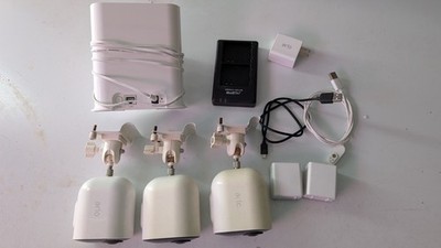 Arlo - Ultra 4-camera Indoor/outdoor Wireless Security Camera System