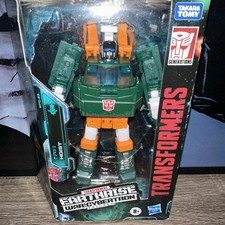 Transformers War For Cybertron Earthrise Deluxe Class Hoist New