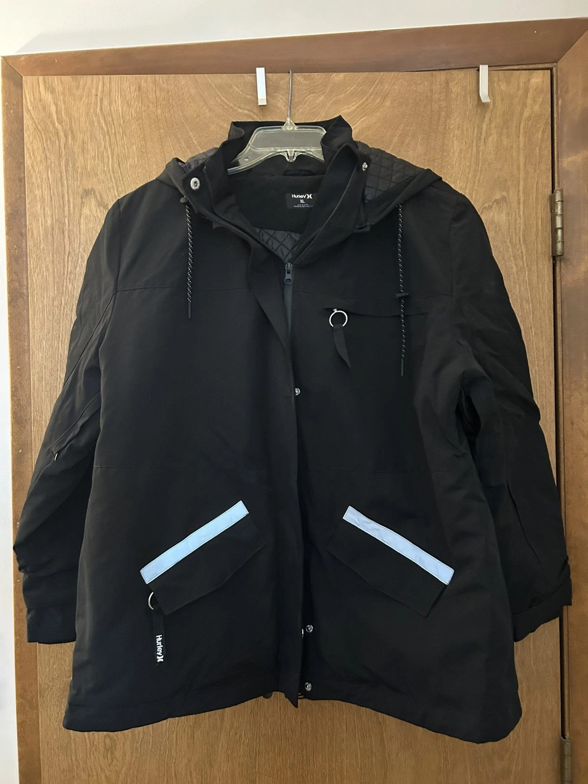 Hurley Jacket Womens XL Black 3M Thinsulate Snowboard Ski Coat Flurry Snow