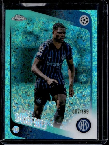 2025 Topps Chrome Denzel Dumfries RAW