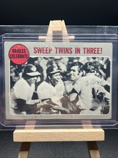 1970 Topps Baseball #202 Orioles Celebrate  Sweep Twins in Three