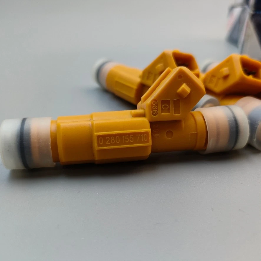 6pcs OEM 4-hole Fuel Injectors for 1987-1998 Jeep Grand Cherokee Wrangler 4.0L Foto 3 de 4