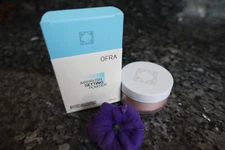 OFRA airbrush setting powder in brightening strawberry new in box size 0.21oz