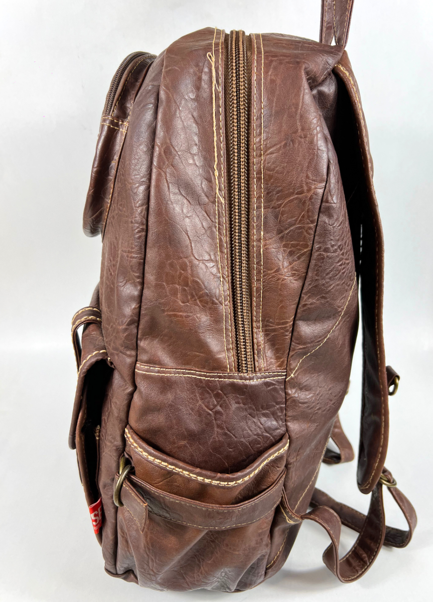 DIESEL バックパック Y2K リュック グランジ ヴィンテージ Vintage Diesel Backpack Brown Leather Y2K 90s Rare Bag Distressed