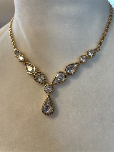 Collar Vintage Christian Dior Firmado Cristal Transparente Gota Tono Dorado - Imagen 3 de 16