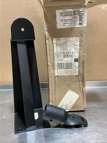 Airmaster 878w Wall Bracket, Safety Cable Black Nos Surplus
