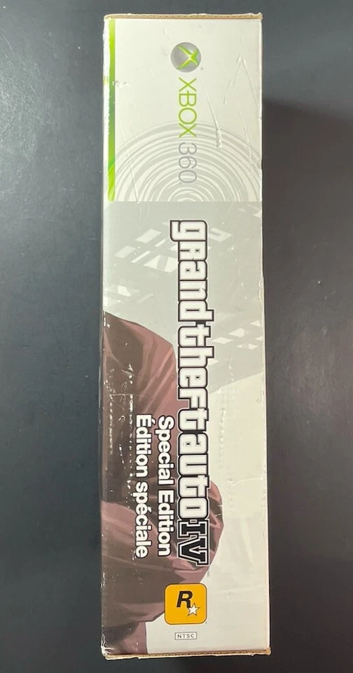 Grand Theft Auto IV [Edición Especial] (XBOX 360) Modelo de Exhibición ABIERTO Desgaste de Estante Foto 3 de 4