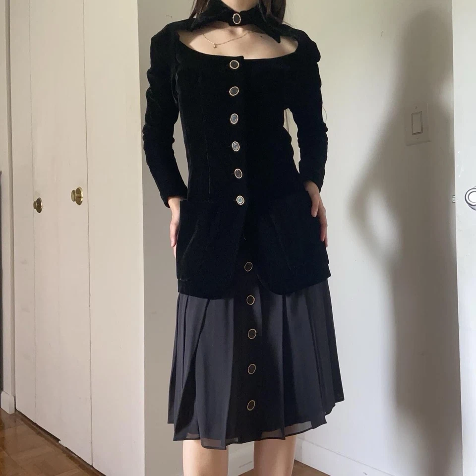 Vintage RARE Karl Lagerfeld Silk Skirt - Image 4 of 4