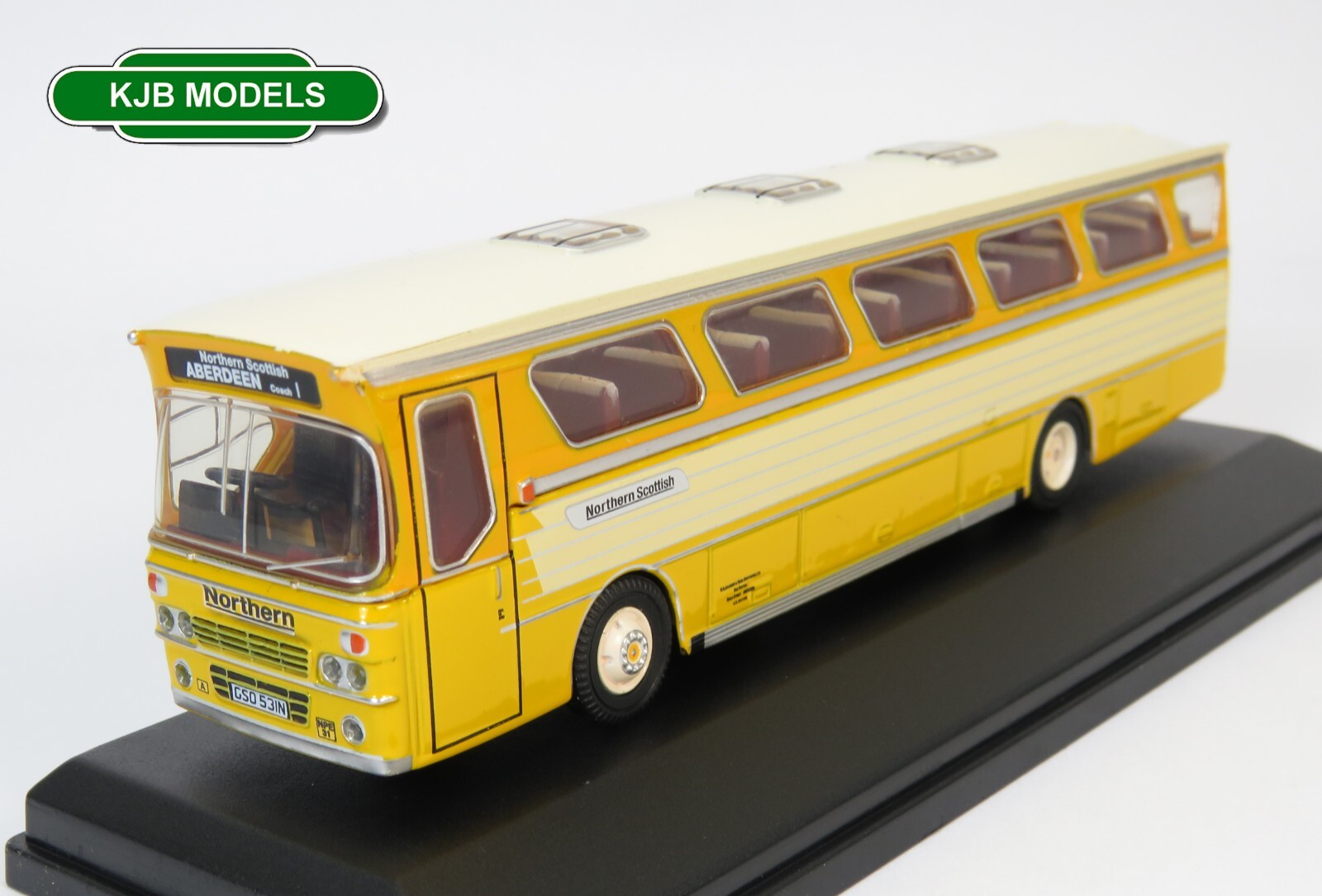 OO Gauge Oxford Diecast 1:76 76AMT004 Alexander Northern Alexander M Type Bus