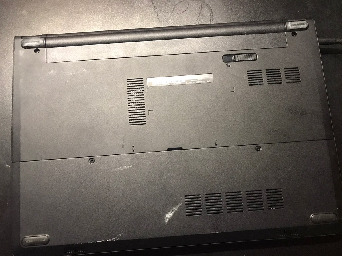 Dell Inspiron 14 5100 Laptop No Batteries 32gb SSD 2gb Ram Win 10