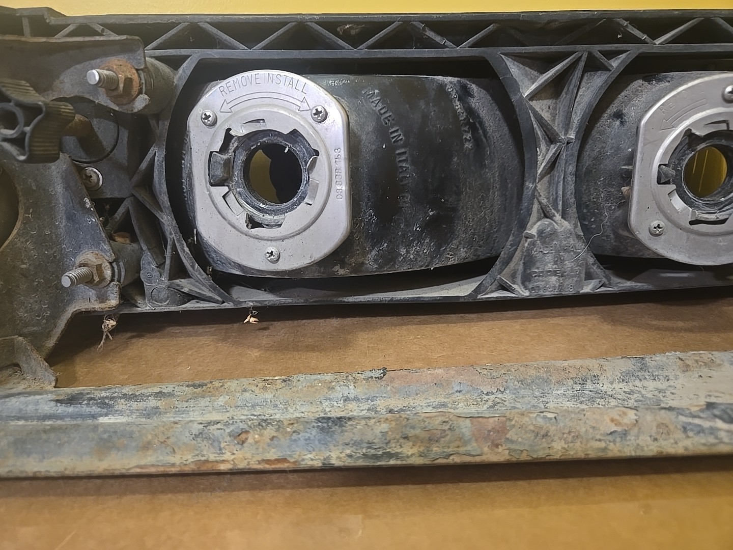 1989-91 Chrysler TC Maserati Driver Side Headlight Head Lamp Assembly  FREE SHIP
