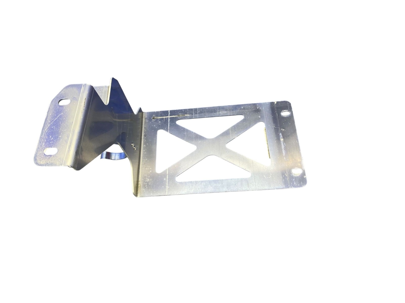 2018-2023 MCLAREN 720S REAR FUEL GAS TANK SUPPORT MOUNT BRACKET 14KA035CP OEM