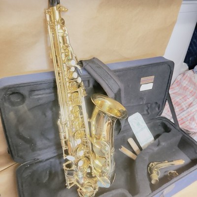 RS Berkeley Alto Saxophone Brass Gold Lacquered with Case, Neck, Reeds