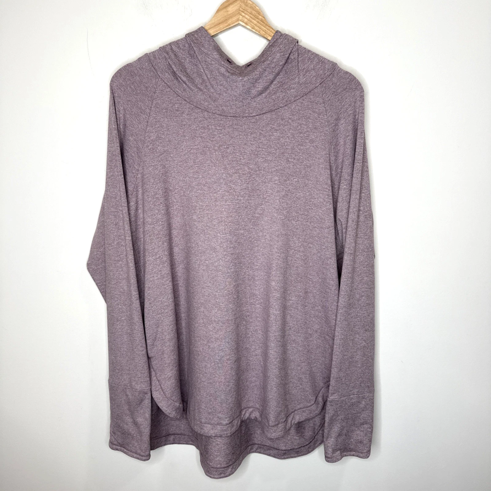 Athleta Uptempo Hoodie Pullover Purple Heather Long Sleeve Thumbhole Athletic XL
Opens in a new wind
