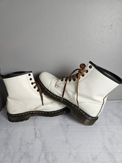 Stivali da combattimento vintage Dr. Martens Doc 11822 AirWair in pelle con lacci da donna 11