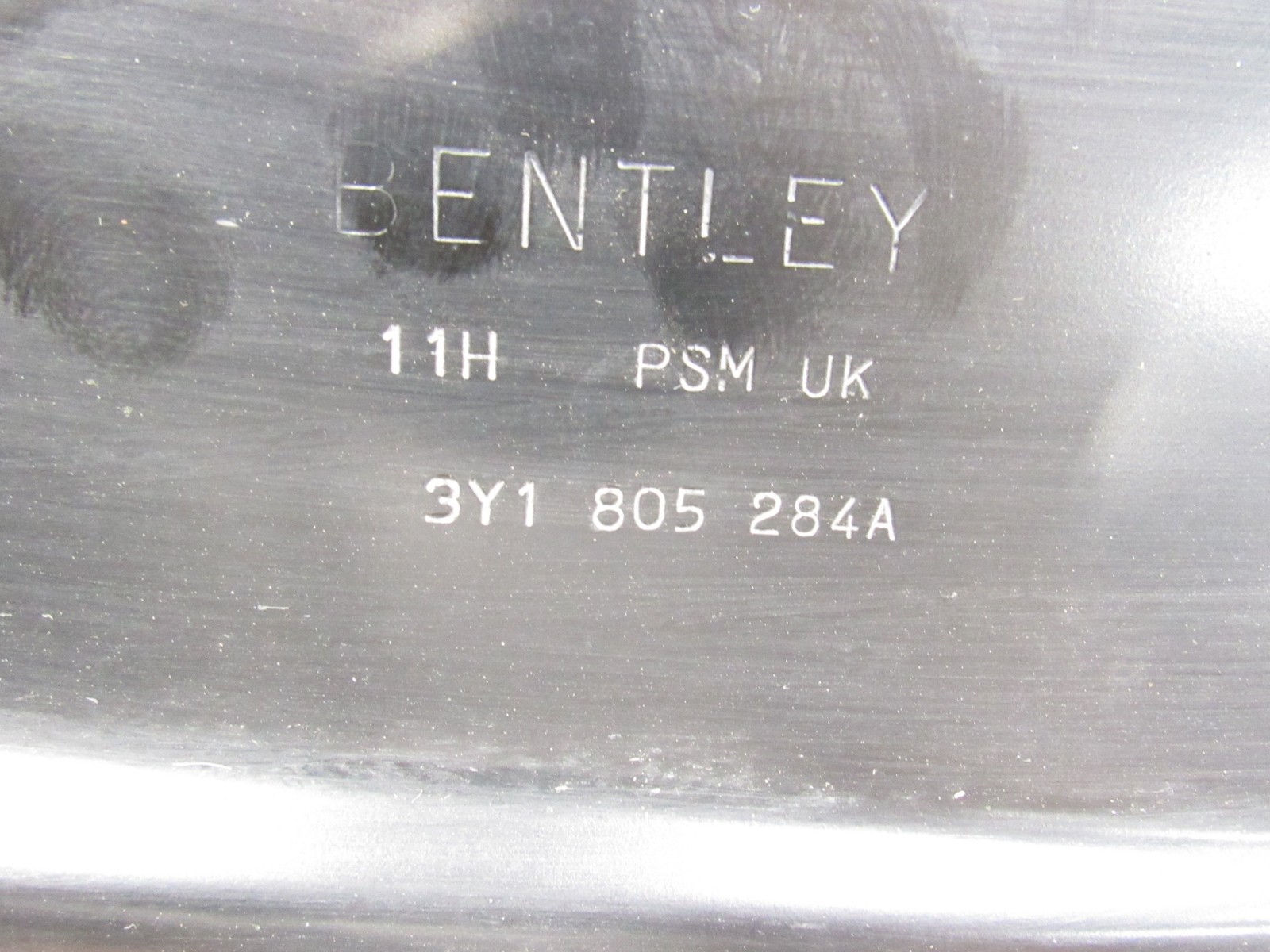 10-20 Bentley Mulsanne 2012 Right Passenger Plenum Chamber Cover Panel @1