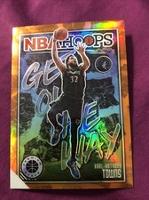 Karl-Anthony Towns NBA Hoops Premium Stock - Get Out The Way ORANGE PRIZM SP!