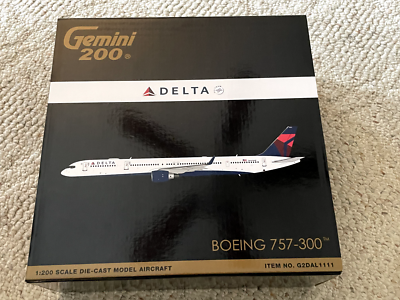 Gemini Jets 1:200 Delta Airlines Boeing 757-300 N590NW (G2DAL1111