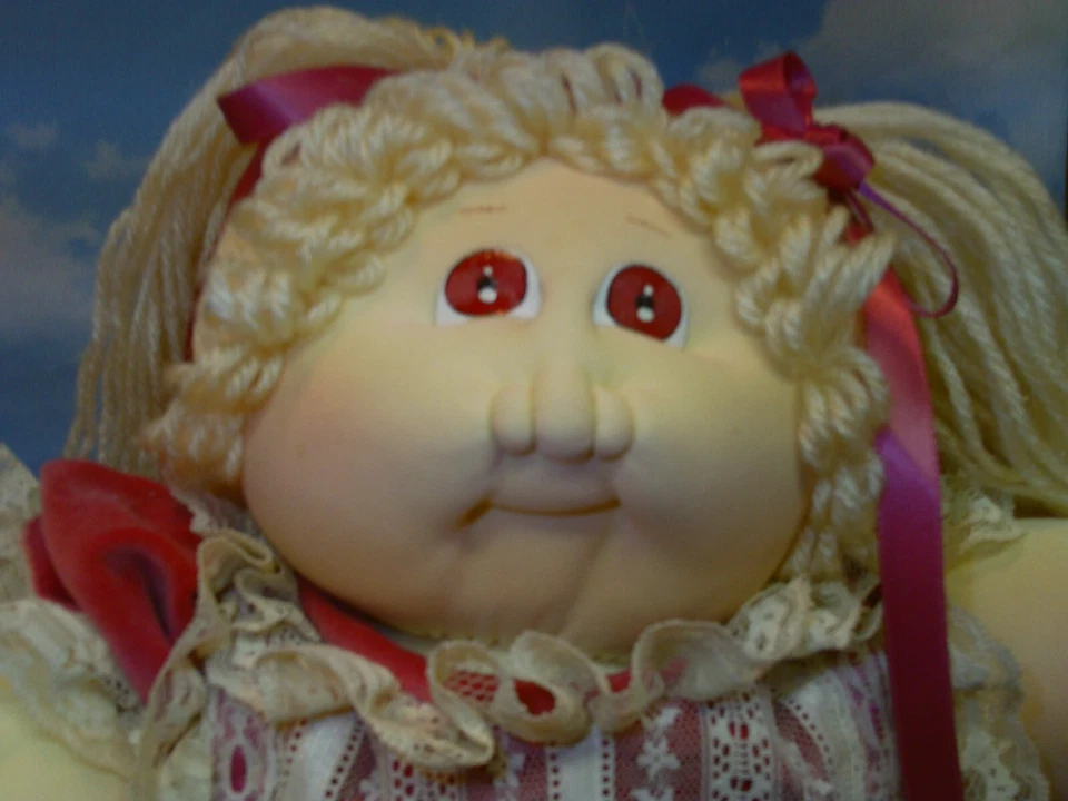 CABBAGE PATCH SOFT SCULPTURE XAVIER ROBERT XMAS TWINS 84 W/PAPERS CAROLLE/CHRIS - Image 4 of 4