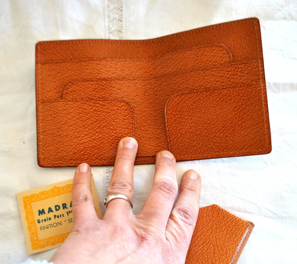 Porte-monnaie et porte-feuille en cuir marron vintage "Porc véritable MADRAS"... - Photo 2/4