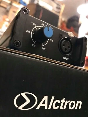 Alctron MA-3 Mini Mic Amp (Pour Microphone À Ruban Et Dynamique) - Photo 1/4