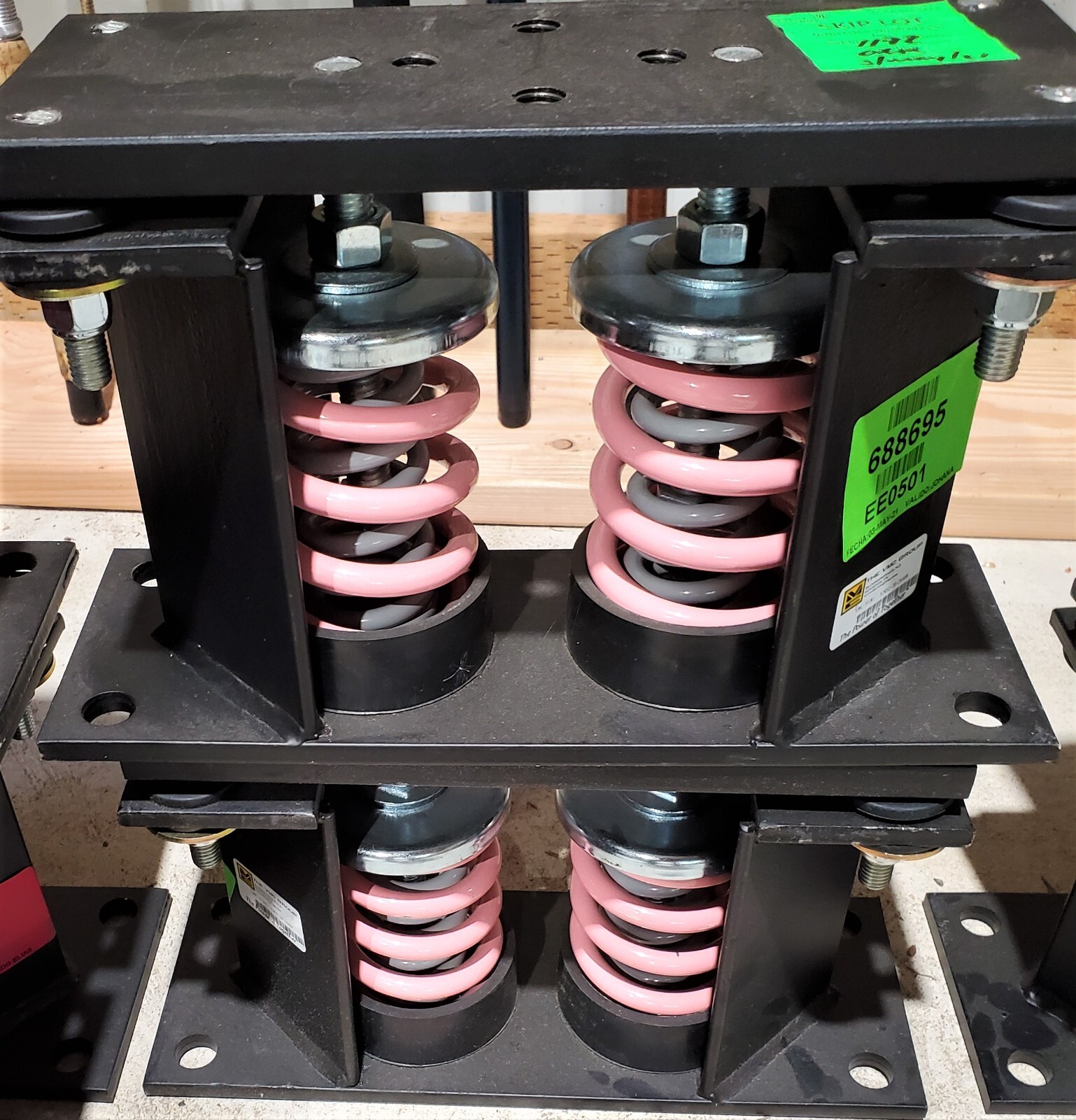 NEW! VMC Group Y2RSI-2D-2640N Generator Compressor Vibration Isolator - PINK