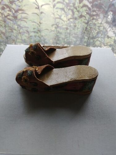 Philippinen Holz geschnitzte Schuhe Kleinkind - Bild 1 von 5