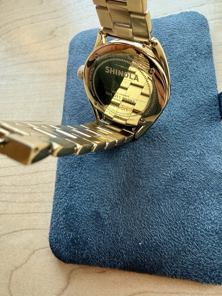 Reloj Hombre Shinola Derby 3HD 38mm Oro - Acero Inoxidable, Cristal de Zafiro Foto 3 de 4