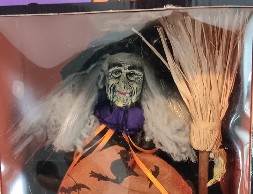 Vtg 13" Witch Fiber Optic Colored Lights Halloween Decor Broom Pumpkin In Box - Picture 2 of 15