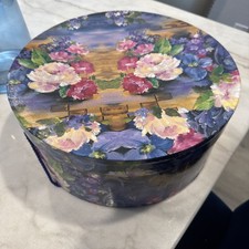COTTAGE ROSES HAT BOX TRI COASTAL STYLE