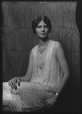 Photo:Moorehouse, Deborah, Miss, portrait photograph