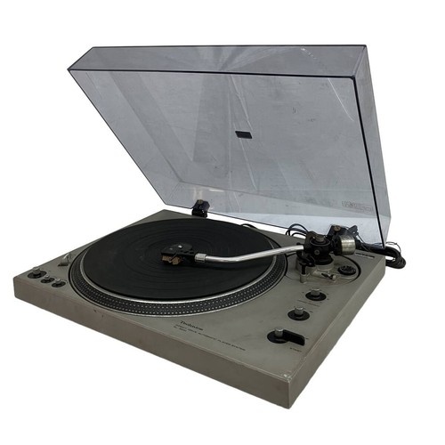Technics SL-1600 Vintage Record Player Rotation confirmed