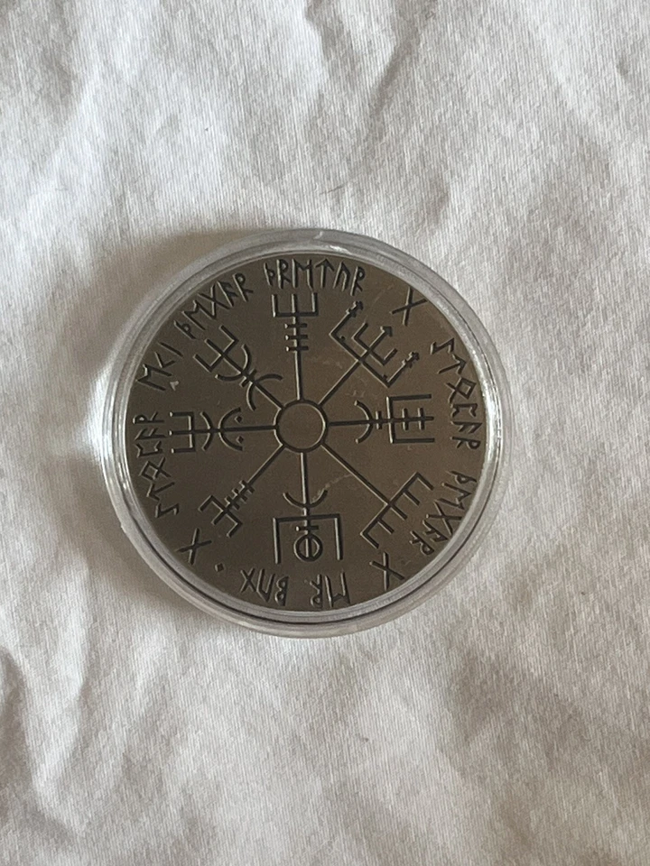 Nordic Viking Compass / Coin For Protection - Heavy Brass Excellent Condition - Image 2 of 2