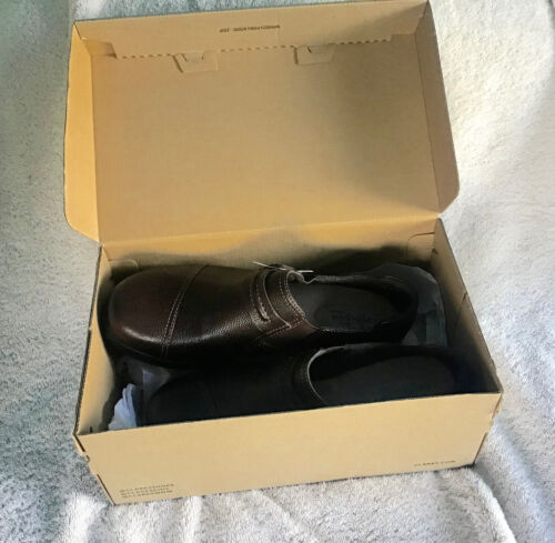 Clarks 9M Women's Cheyn Madi Dark Brown Pebbled Leather Slip On Loafers NIB