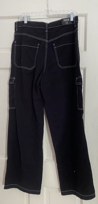 h&m black pants with white stitching