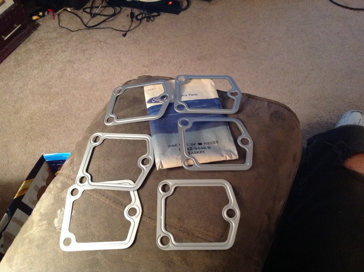 NOS 1965 FORD GALAXIE 240 6 CYLINDER EXHAUST MANIFOLD TO HEAD