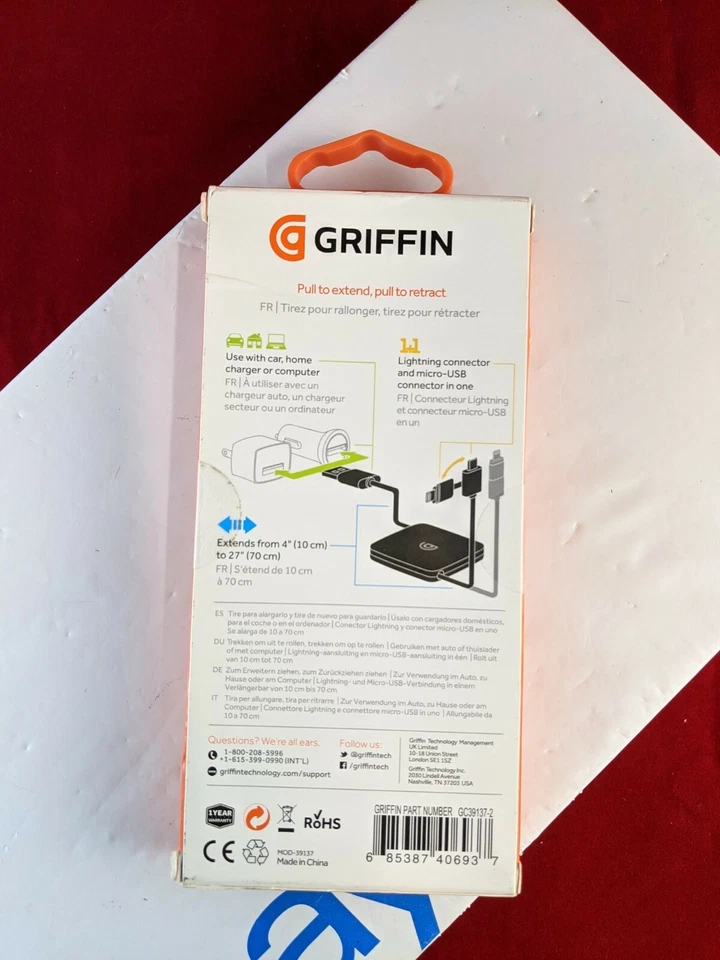 GRIFFIN 2 in 1 Travel Charge and Sync Cable for Lighting & Micro USB Cable - Image 4 of 4
